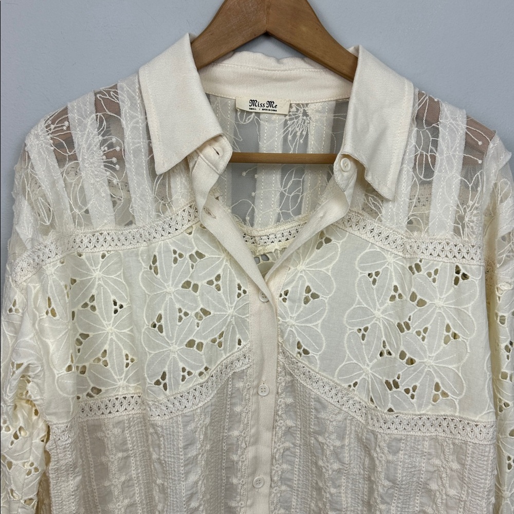 NWOT Miss Me Mixed Crochet Shirt Sz S - Picture 6 of 16